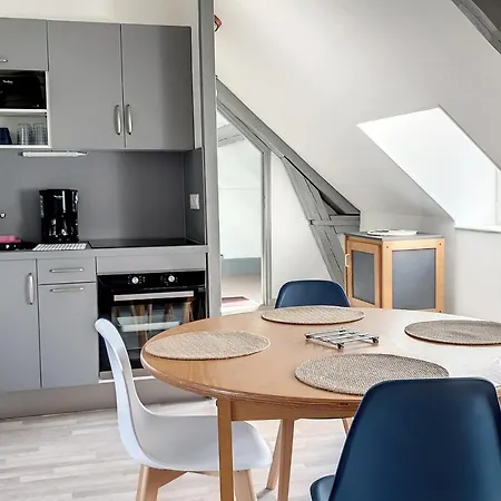 La Bellevue - Vue Plongeante Sur La Mer Sous Les Charpentes Appartement *